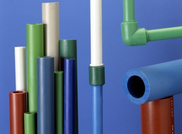 Монтаж пластиковых труб для водопровода своими руками