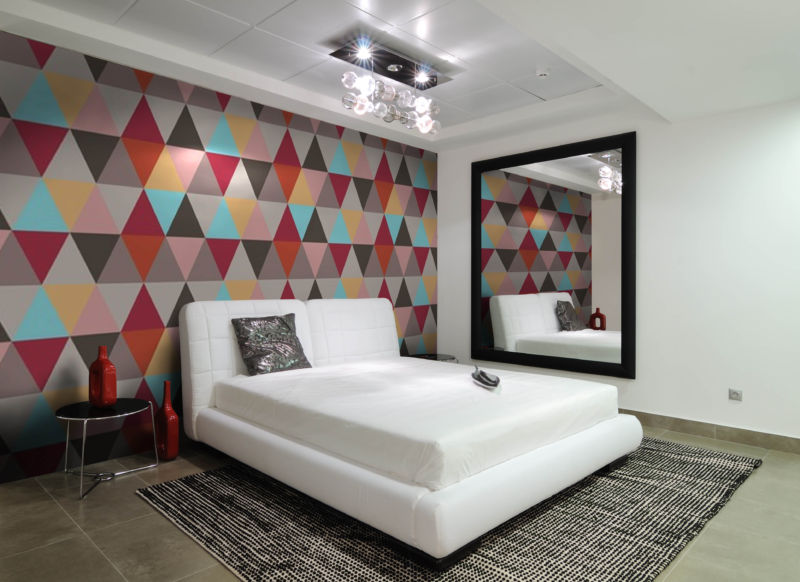 awesome-geometric-wallpaper-design-for-bedroom