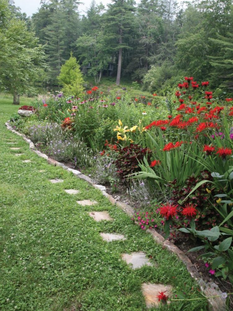 ci-lifelong-landscape-design-pg018_red-and-mixed-medley-of-flowers_3x4-jpg-rend-hgtvcom-1280-1707