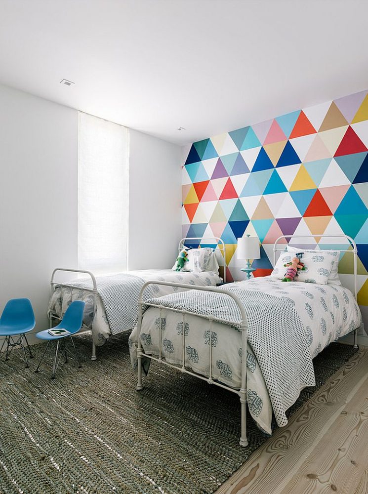 fabulous-wallpaper-adds-color-and-pattern-to-the-cool-kids-bedroom