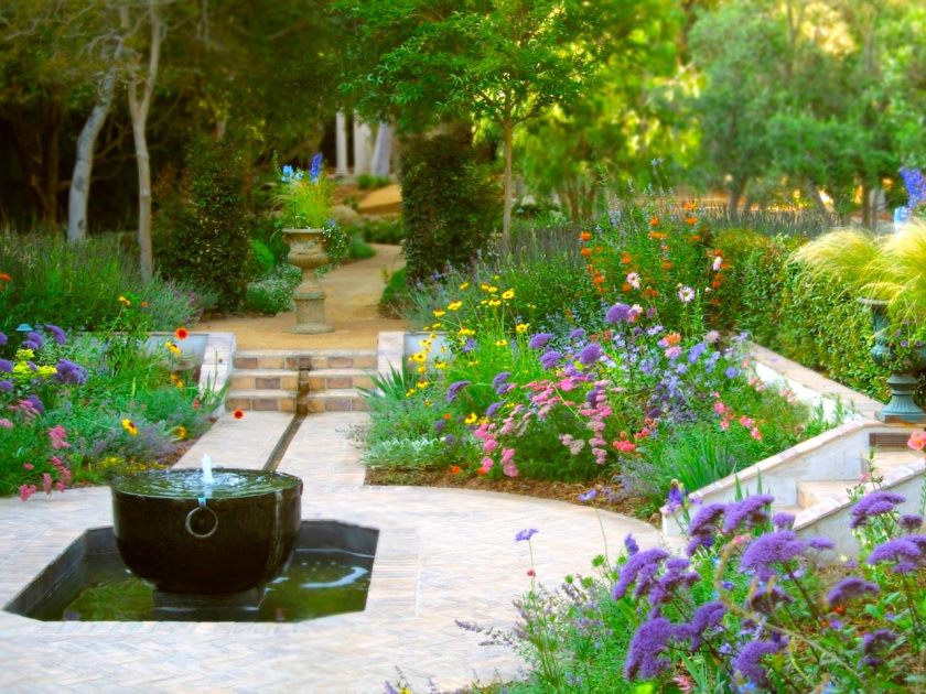 original_grace-design-associates-garden-water-feature_s4x3-jpg-rend-hgtvcom-1280-960