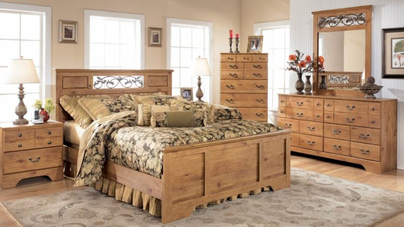 rustic-pine-bedroom-furniture-decor-ideas