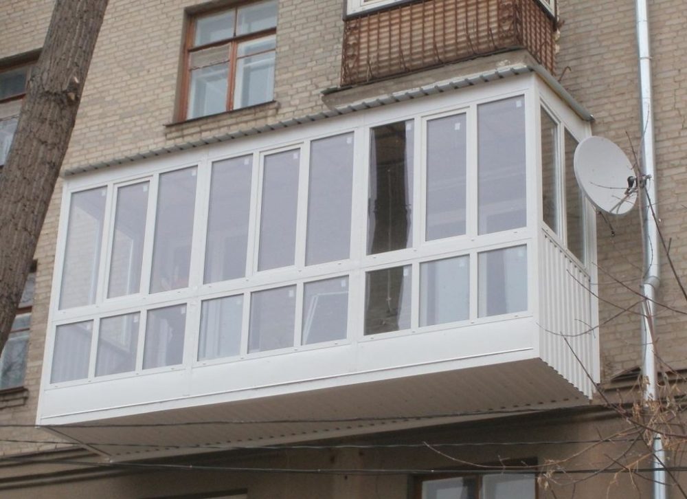 Выносной каркас увеличивает балкон почти в два раза