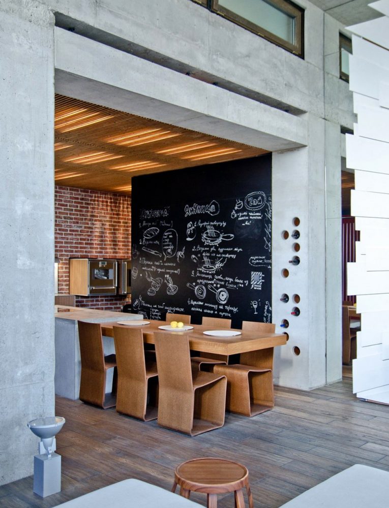 chalkboard-feature-wall-kitchen