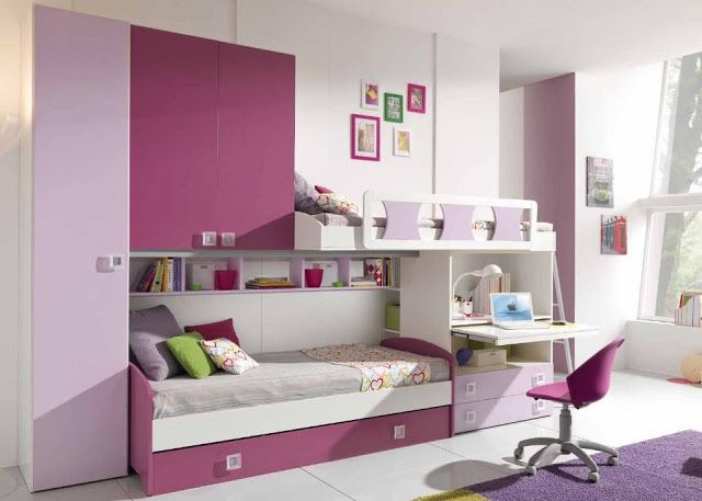 фиолетовая детская с кроватью и столом