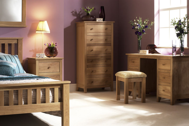 excellent-oak-bedroom-furniture-set-images