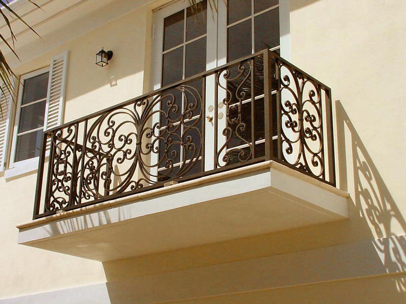 Балкон в вашем доме или квартире может стать именно тем местом, где вы сможете остаться наедине и отдохнуть, местом для релаксации 