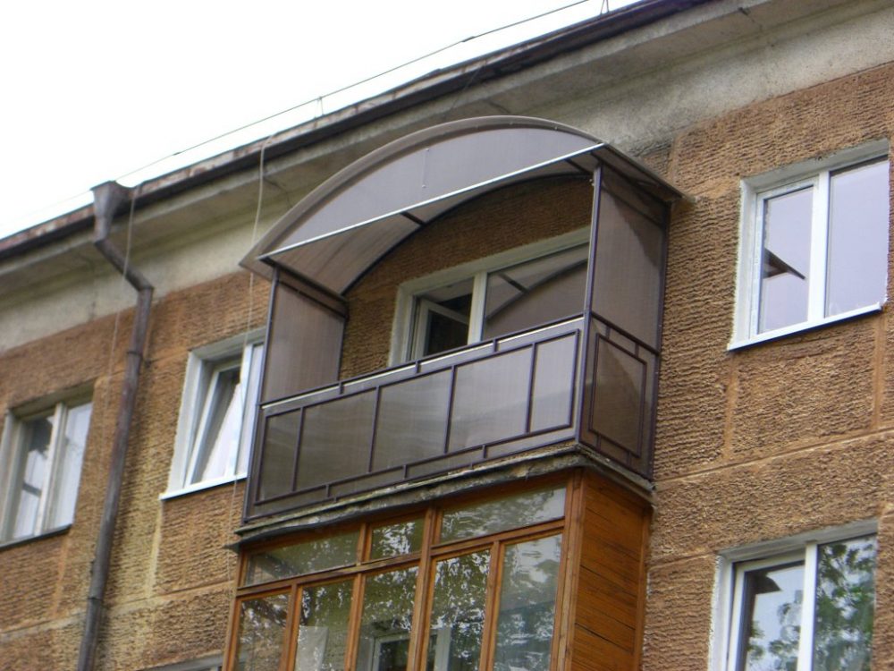 polikarbonat-na-balkone-300x225.jpg