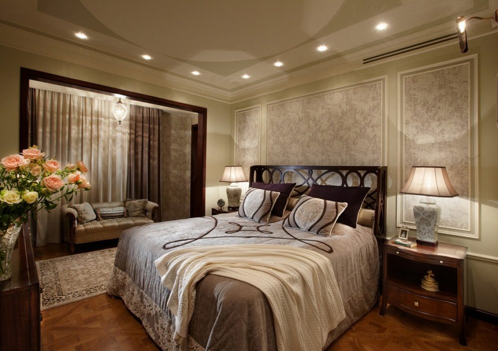роскошный дизайн спальни с балконом