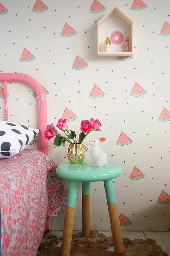 wallpapers-children-s-room-watermelon-pattern-pink-sidetable